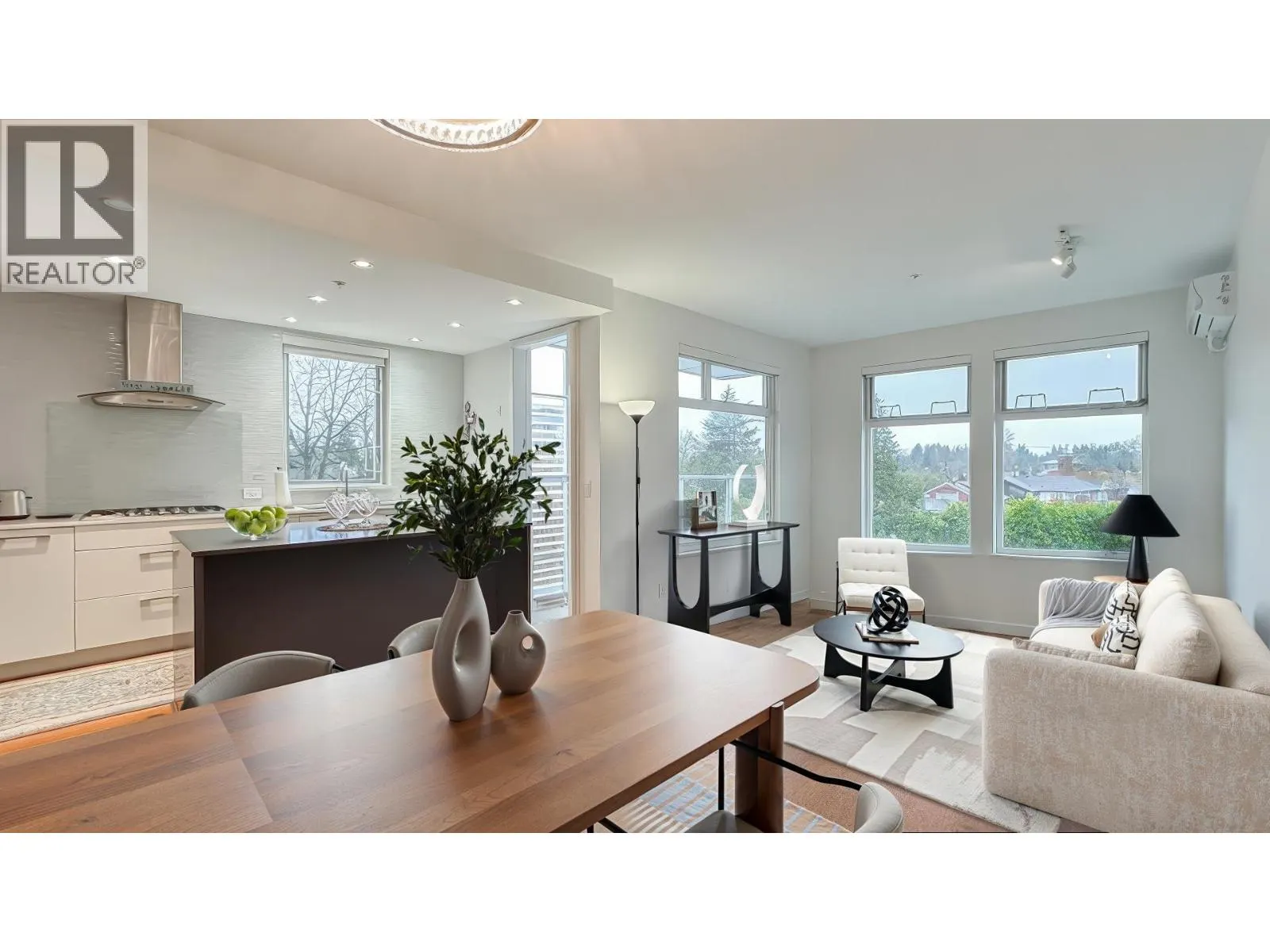505 4867 CAMBIE STREET