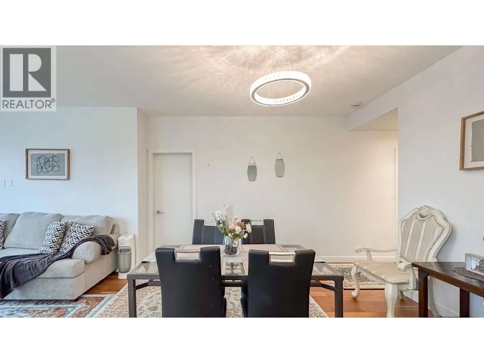505 4867 CAMBIE STREET