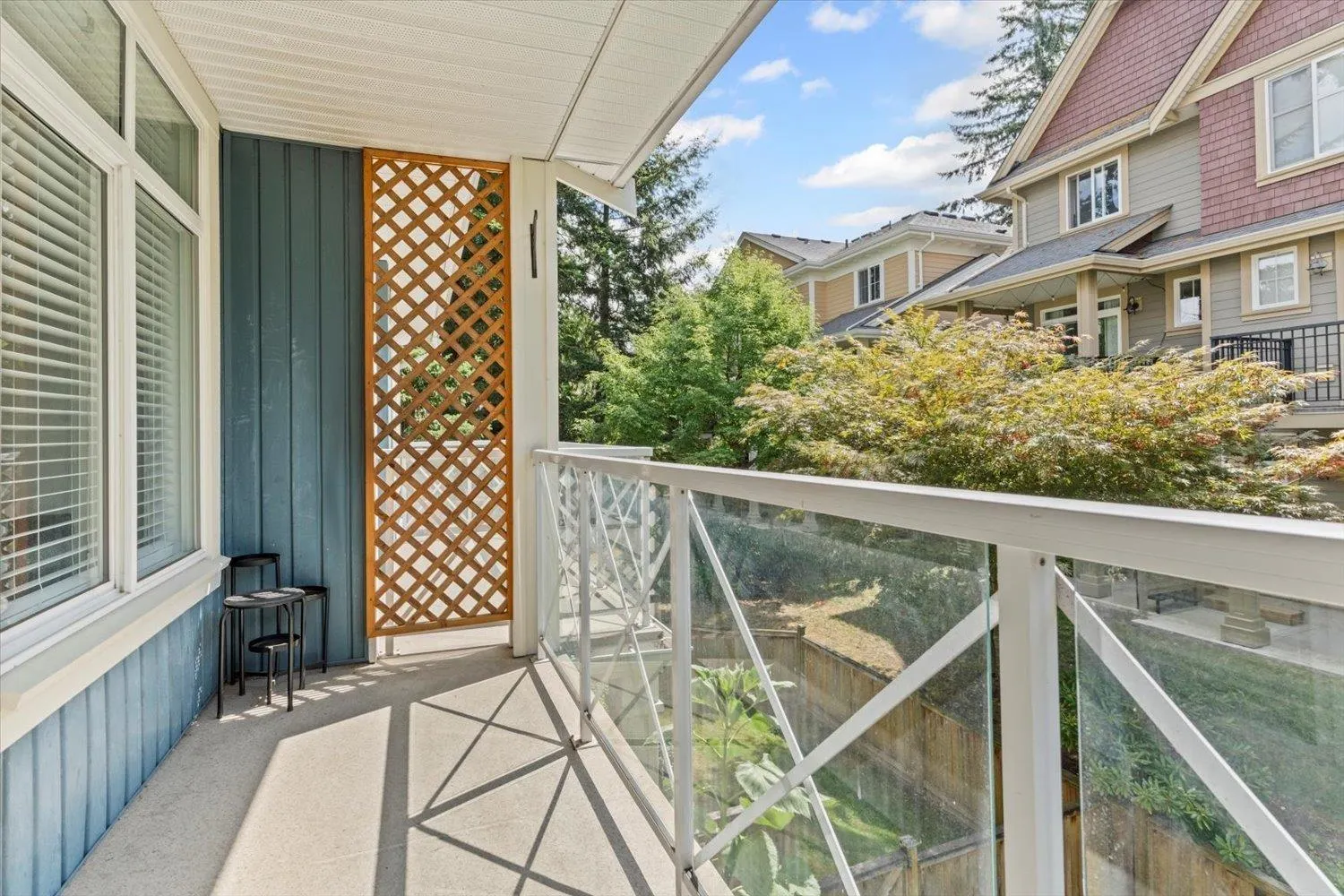 8 5837 SAPPERS WAY|Garrison Crossing