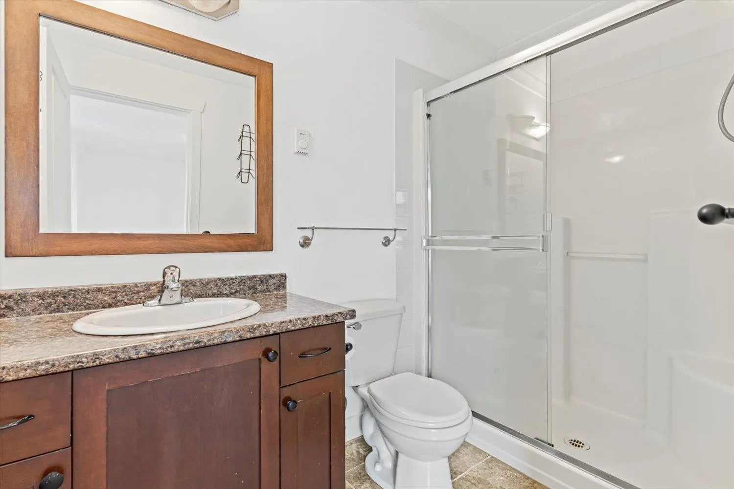 8 5837 SAPPERS WAY|Garrison Crossing