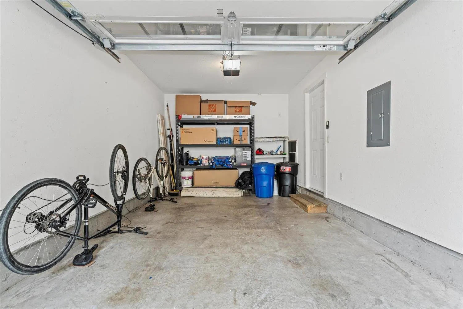 8 5837 SAPPERS WAY|Garrison Crossing