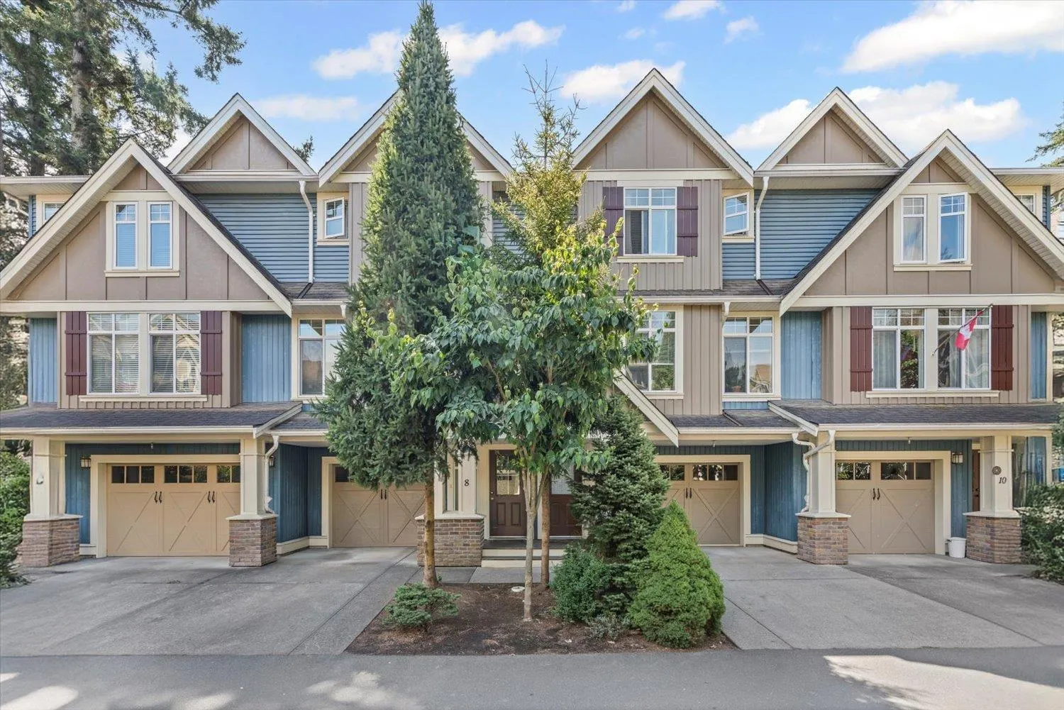 8 5837 SAPPERS WAY|Garrison Crossing