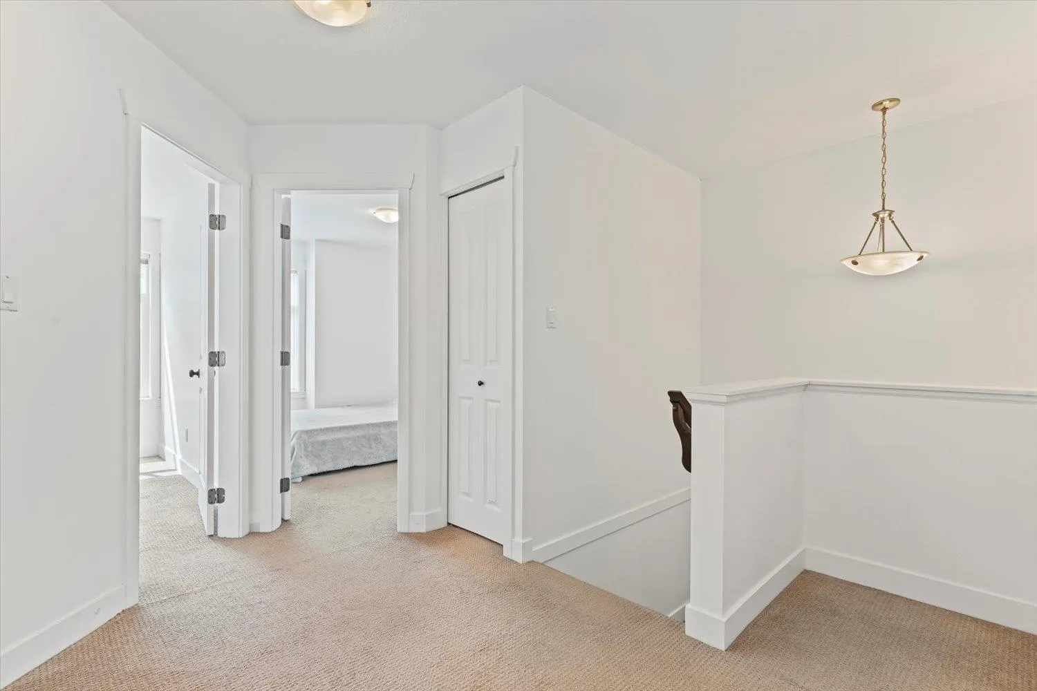 8 5837 SAPPERS WAY|Garrison Crossing