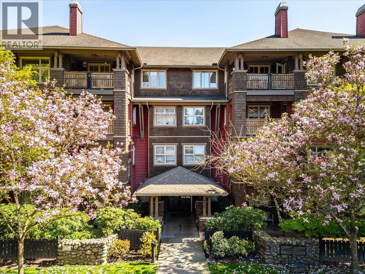 107 675 PARK CRESCENT