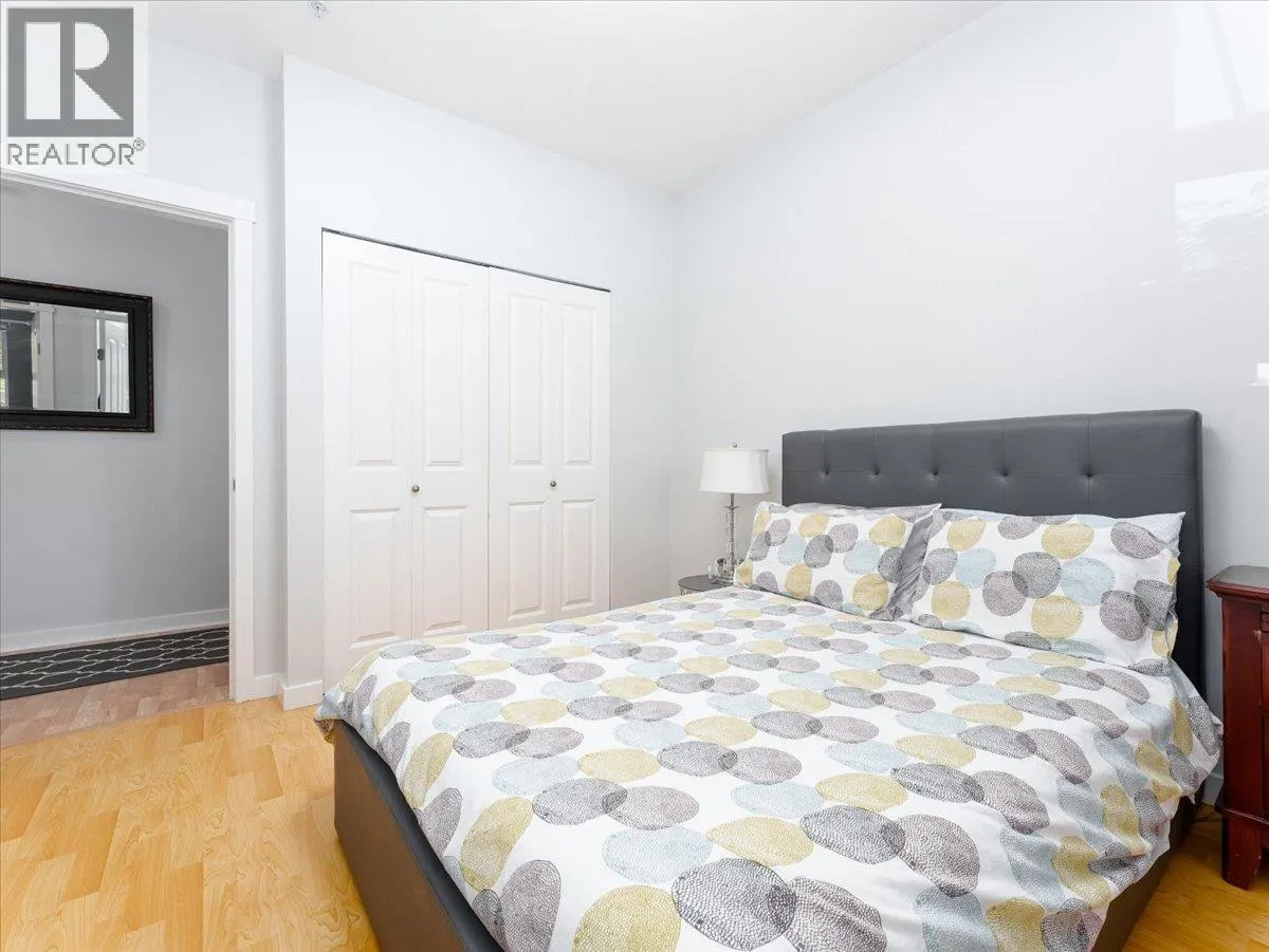 107 675 PARK CRESCENT