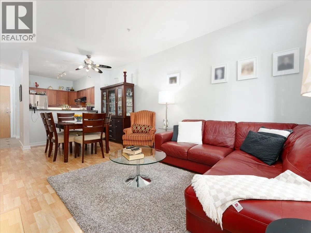 107 675 PARK CRESCENT