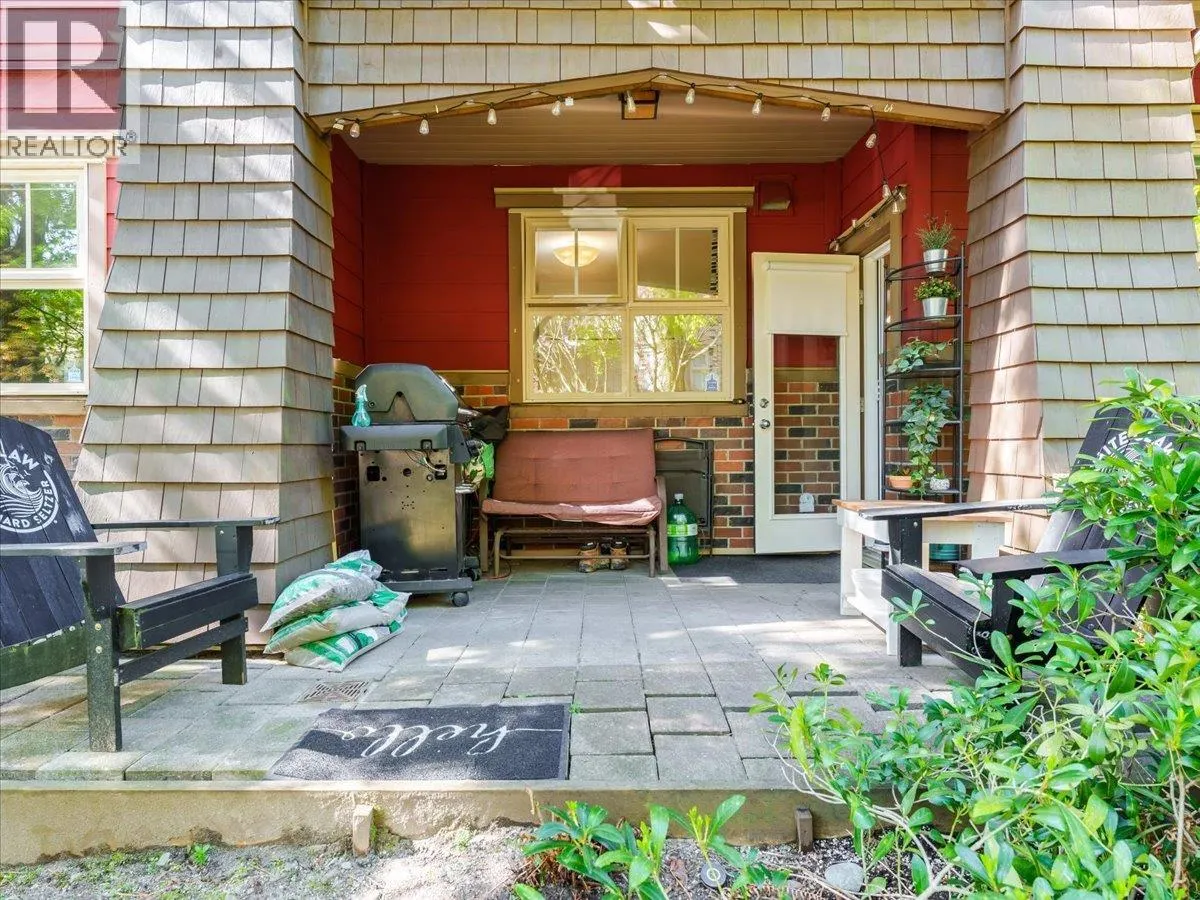 107 675 PARK CRESCENT