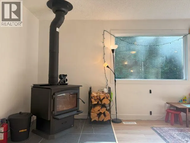 3895 CHRISTOPHER DRIVE
