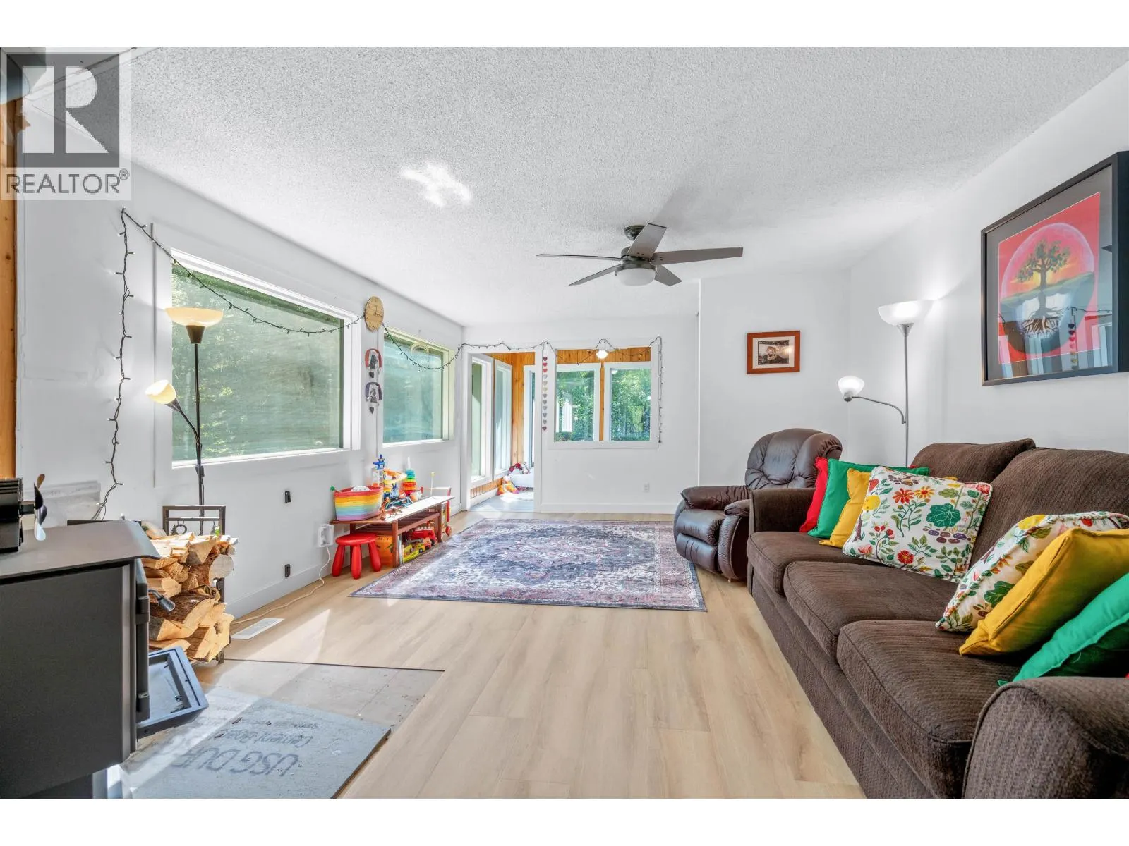 3895 CHRISTOPHER DRIVE