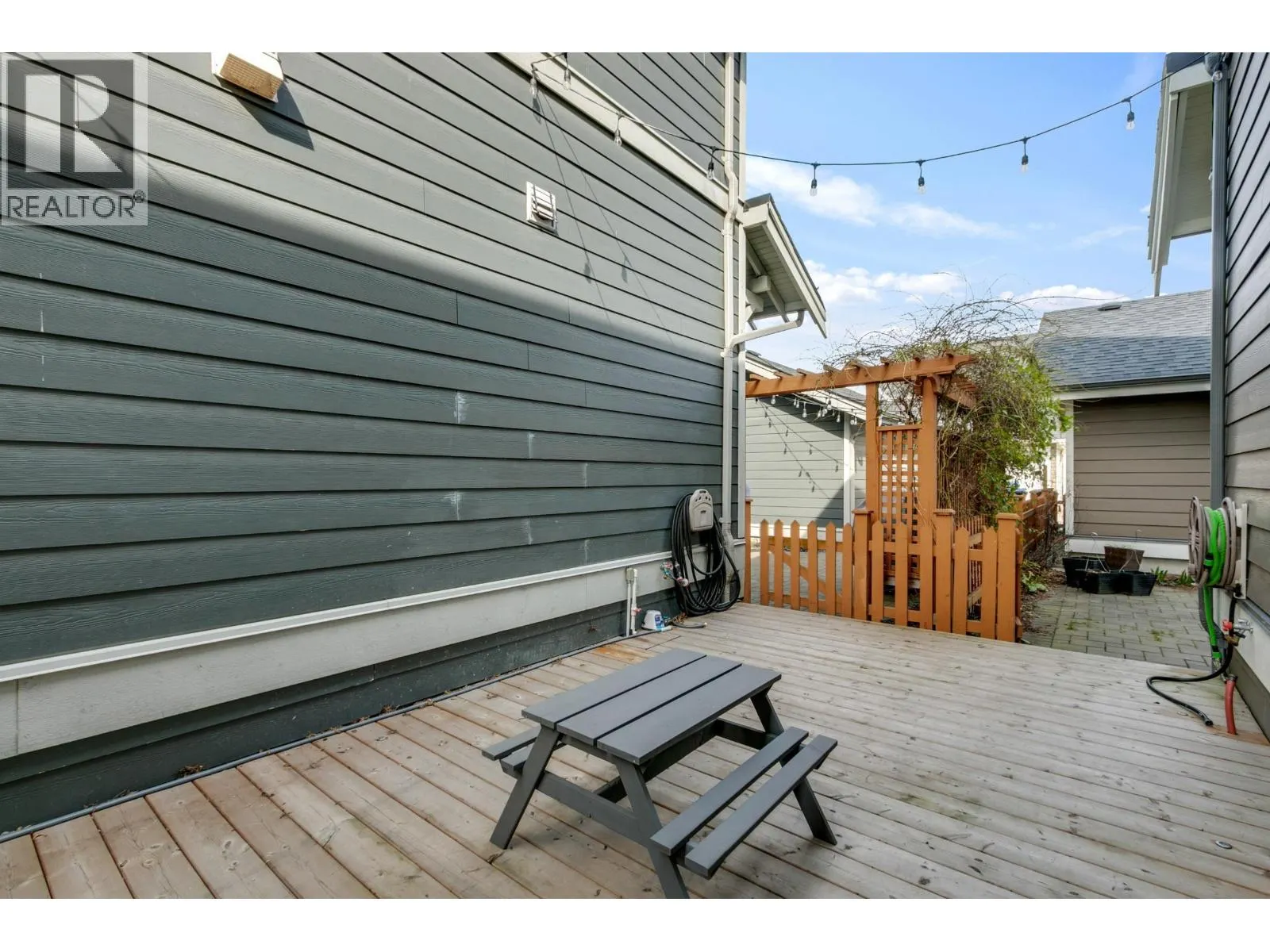 251 JENSEN STREET