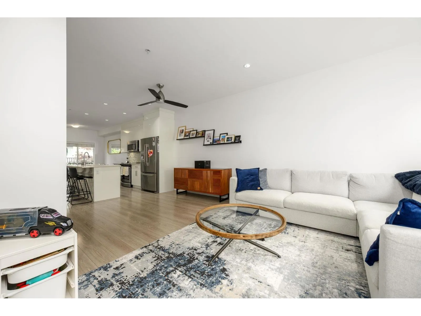 51 20860 76 AVENUE