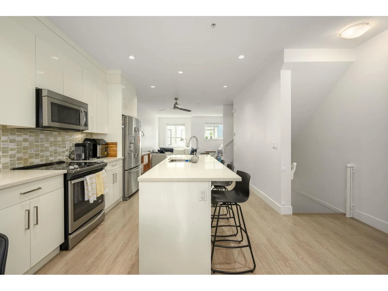 51 20860 76 AVENUE