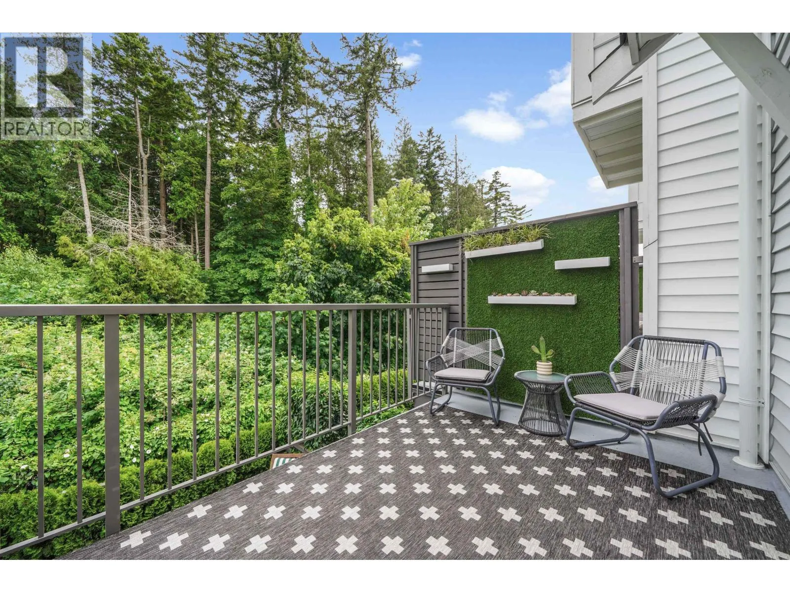 13 4638 ORCA WAY