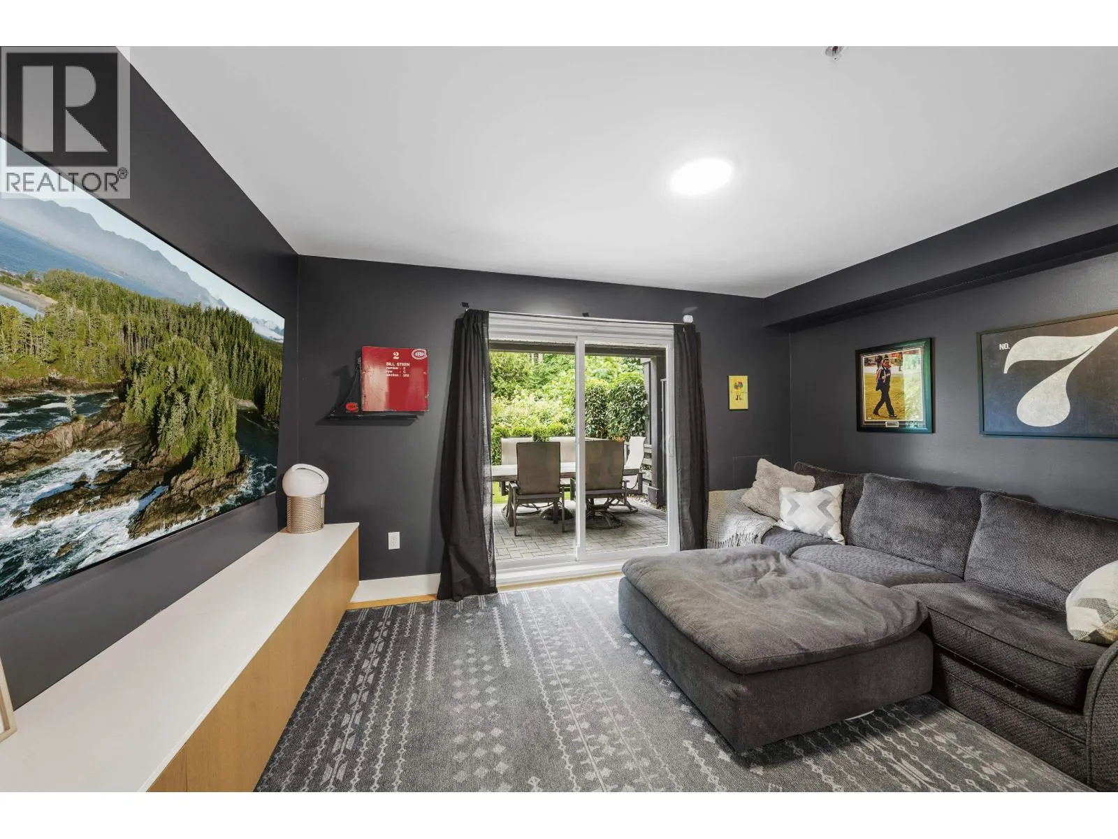 13 4638 ORCA WAY