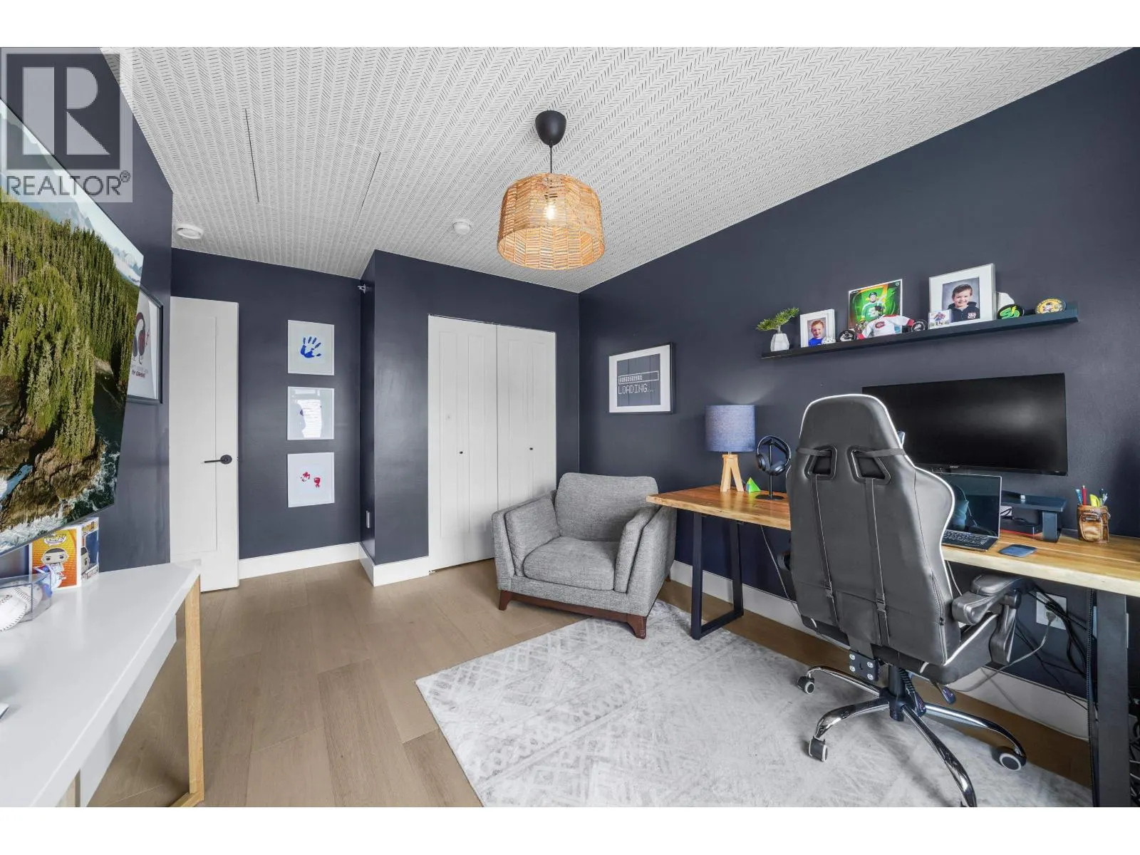 13 4638 ORCA WAY