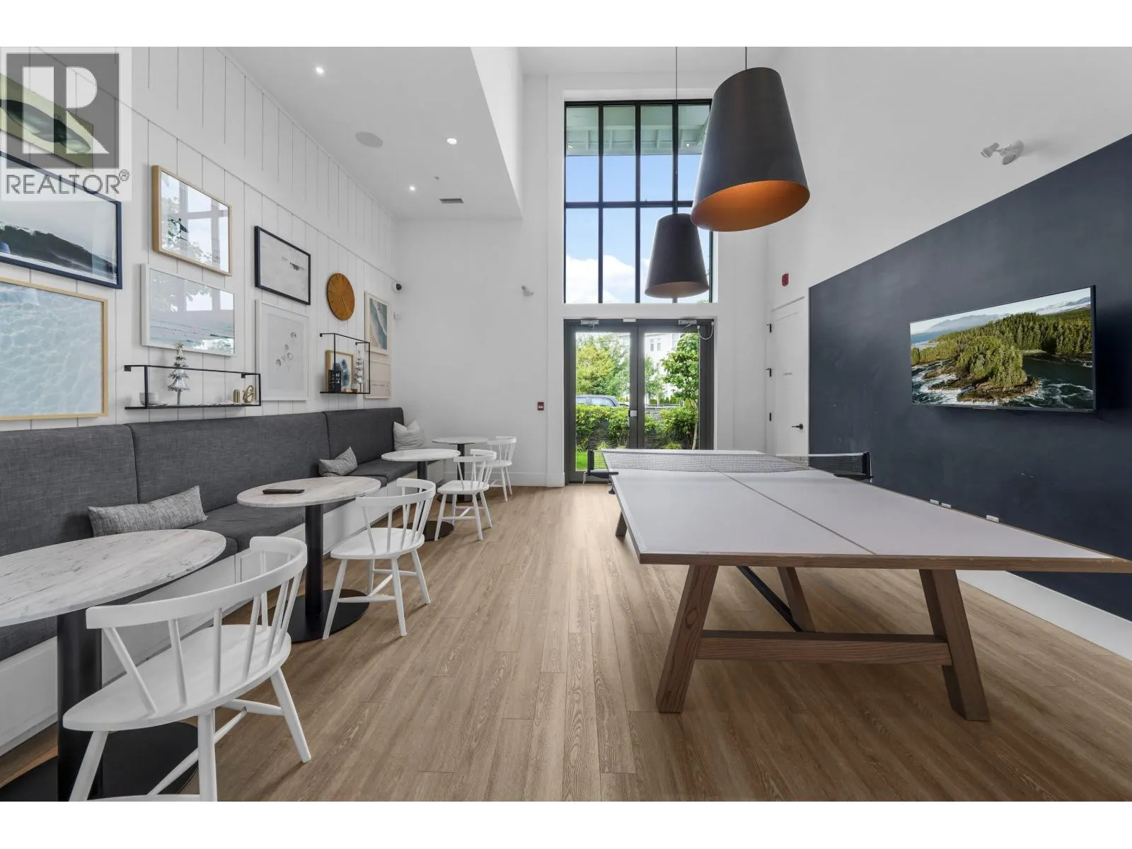 13 4638 ORCA WAY