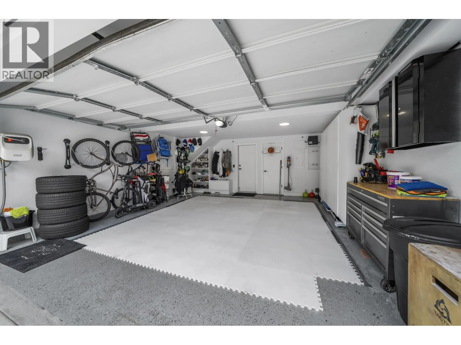 13 4638 ORCA WAY