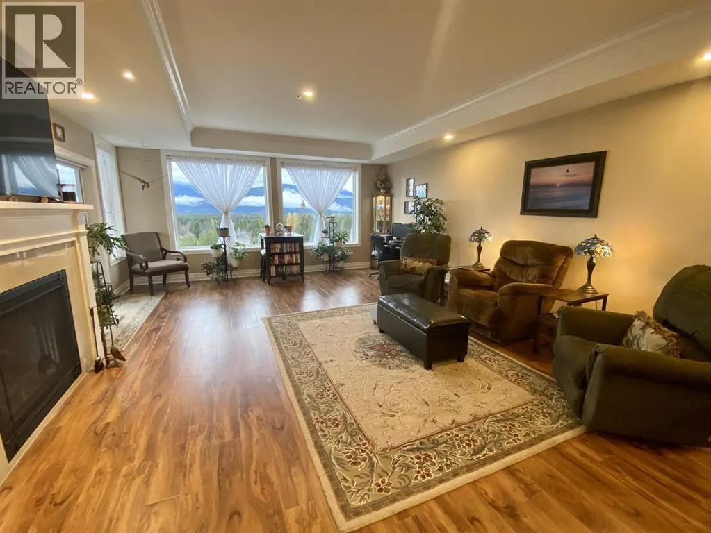 18 4022 YEO STREET