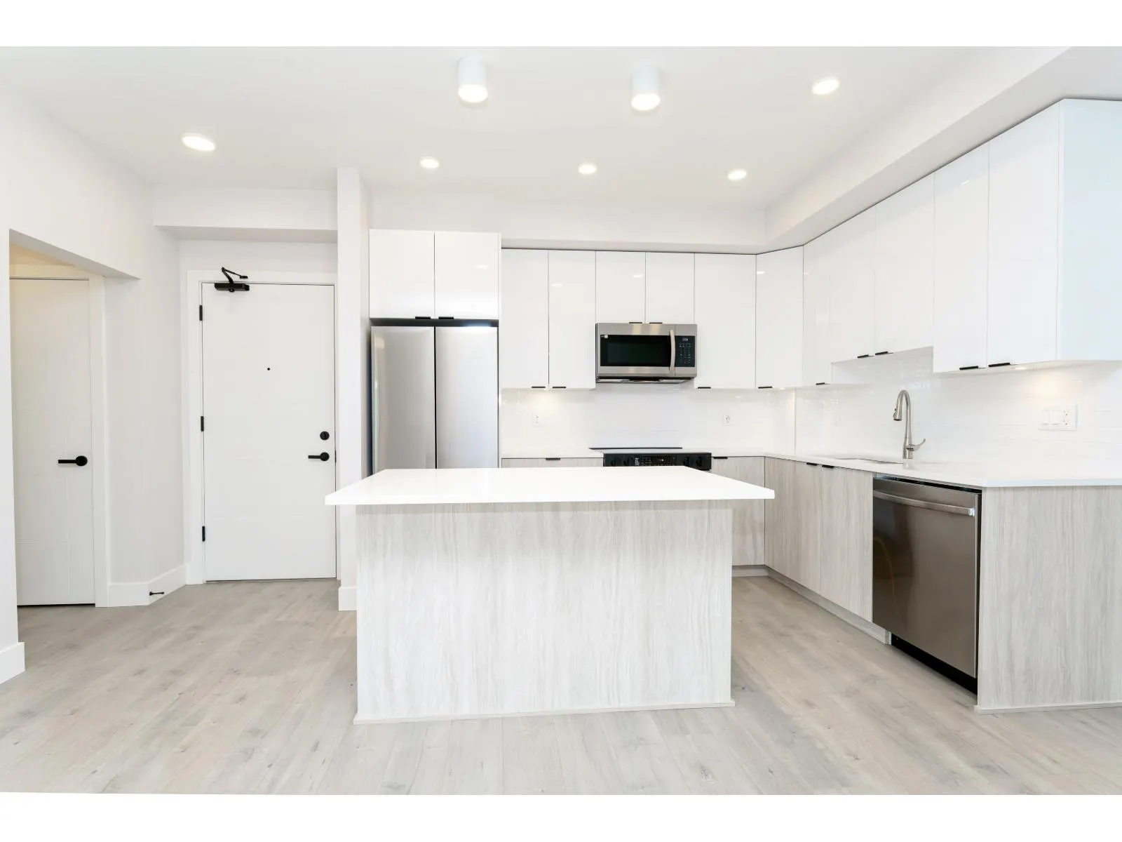 322 13458 95 AVENUE