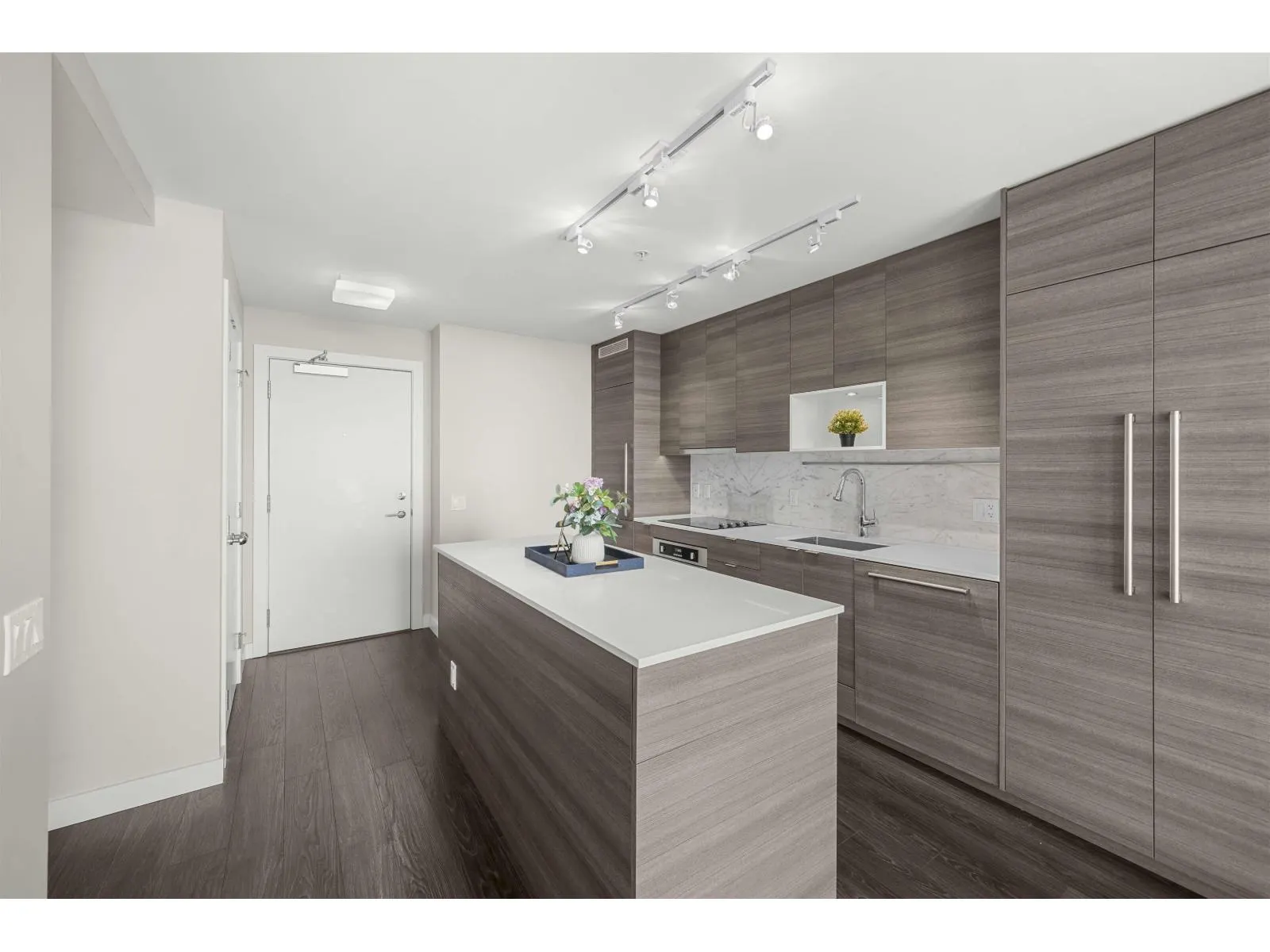 3501 13398 104 AVENUE