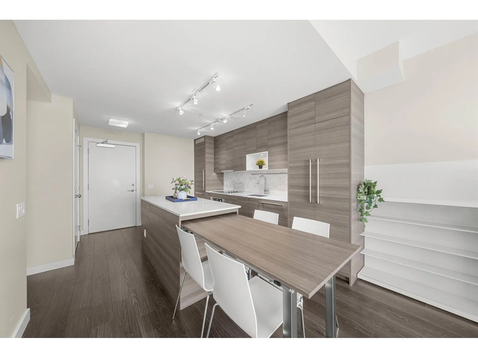 3501 13398 104 AVENUE