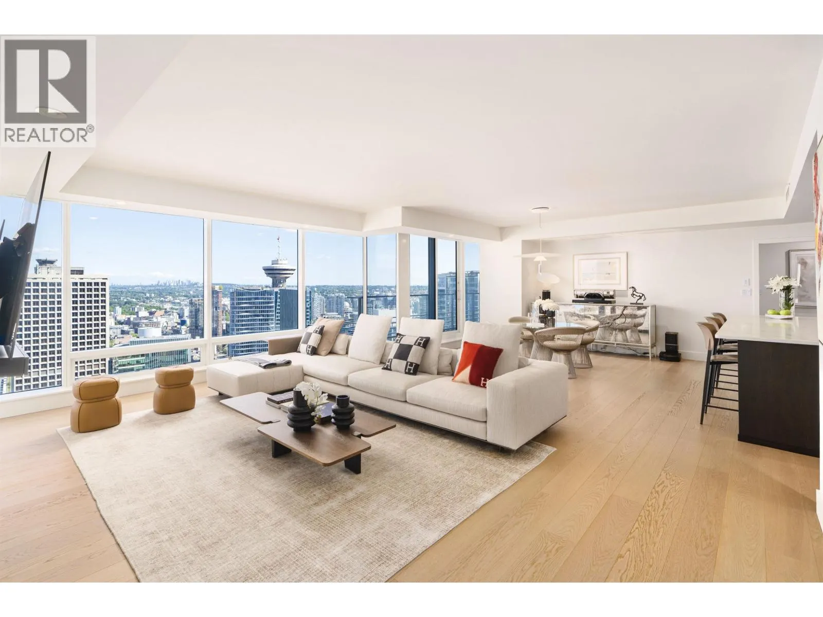 4102 1011 W CORDOVA STREET