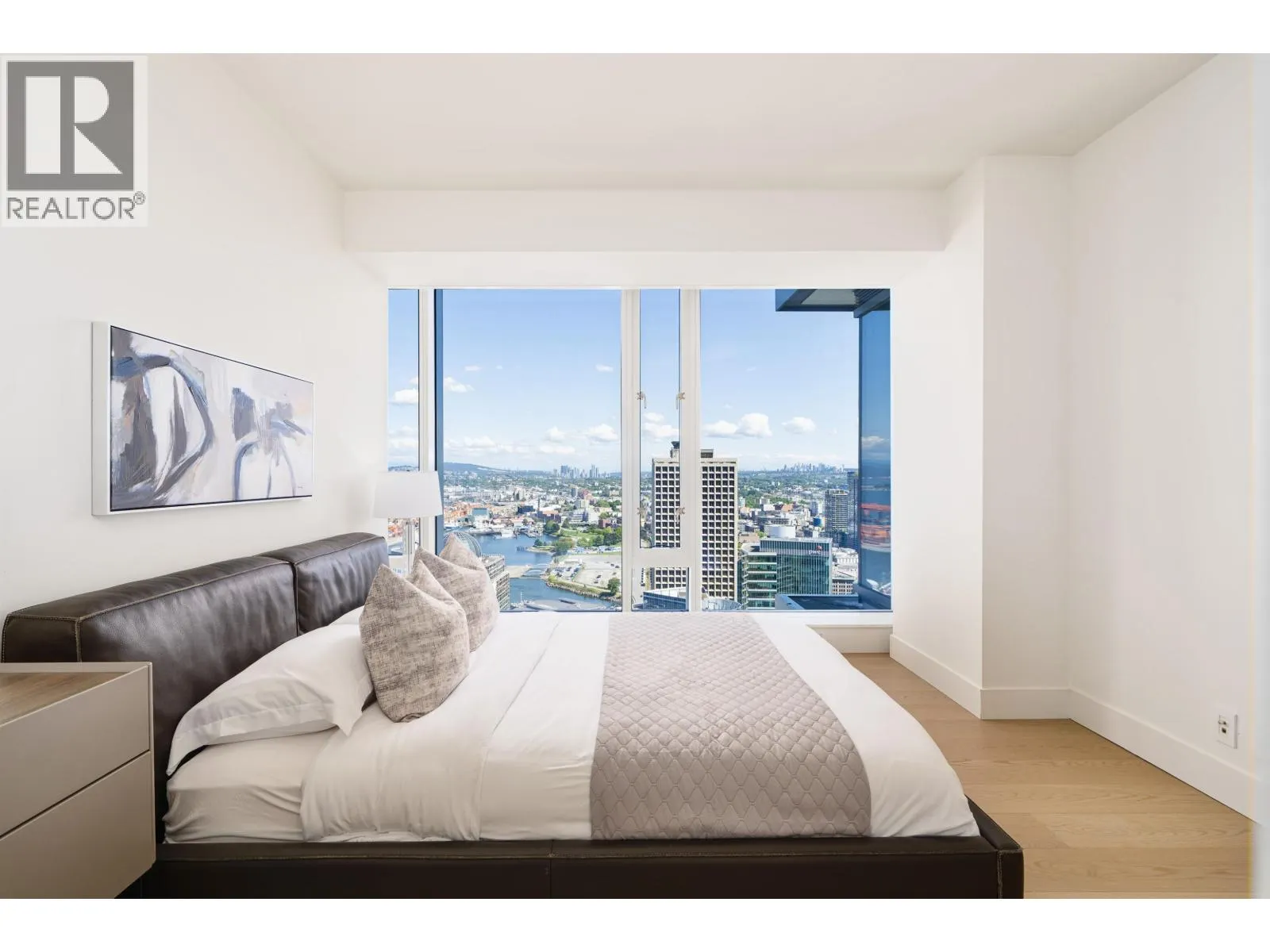 4102 1011 W CORDOVA STREET