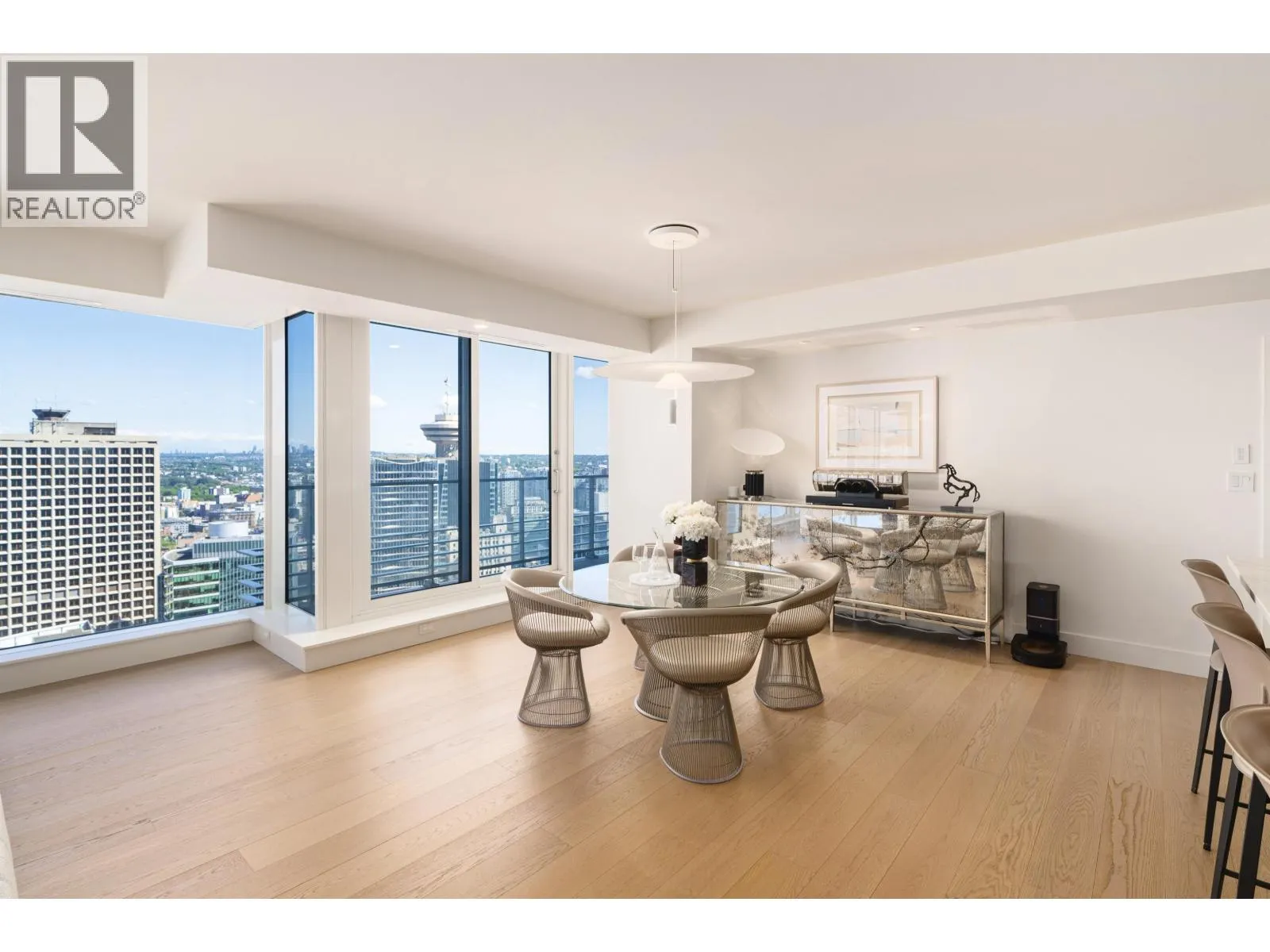 4102 1011 W CORDOVA STREET