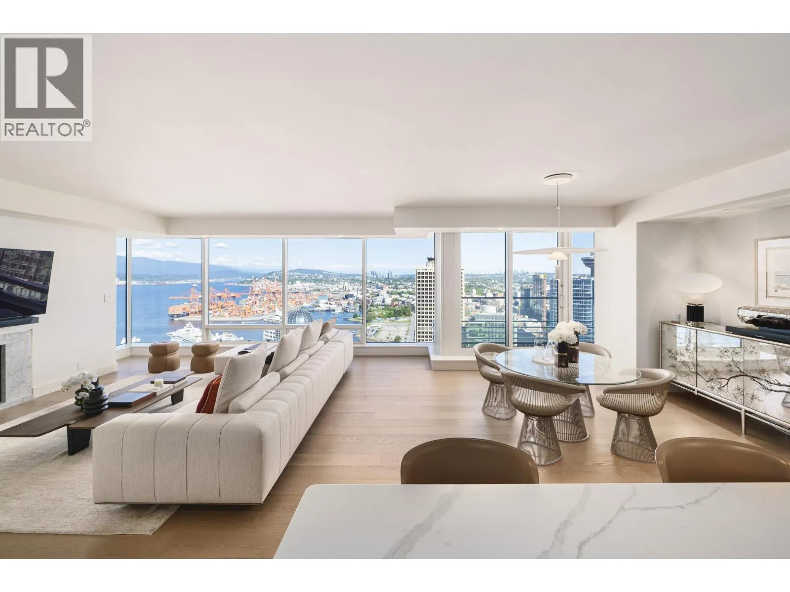 4102 1011 W CORDOVA STREET