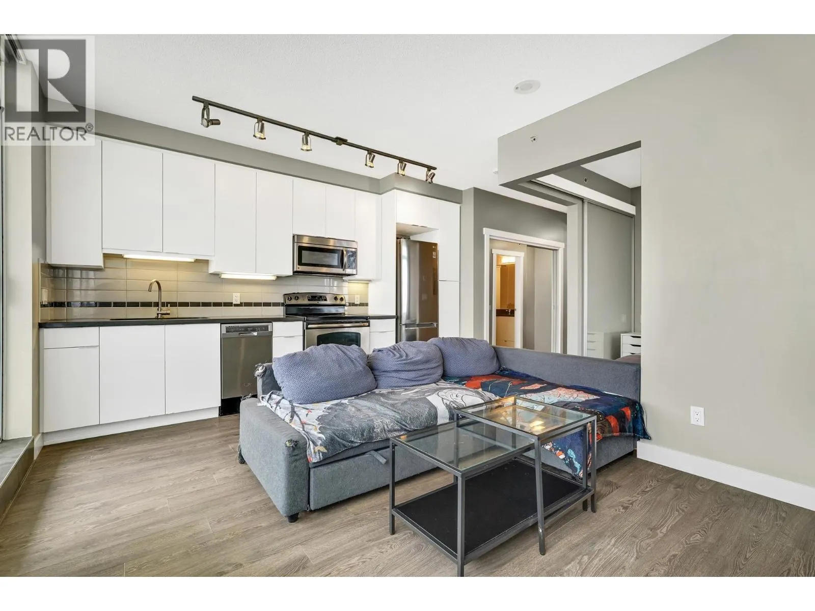 708 9025 HIGHLAND COURT