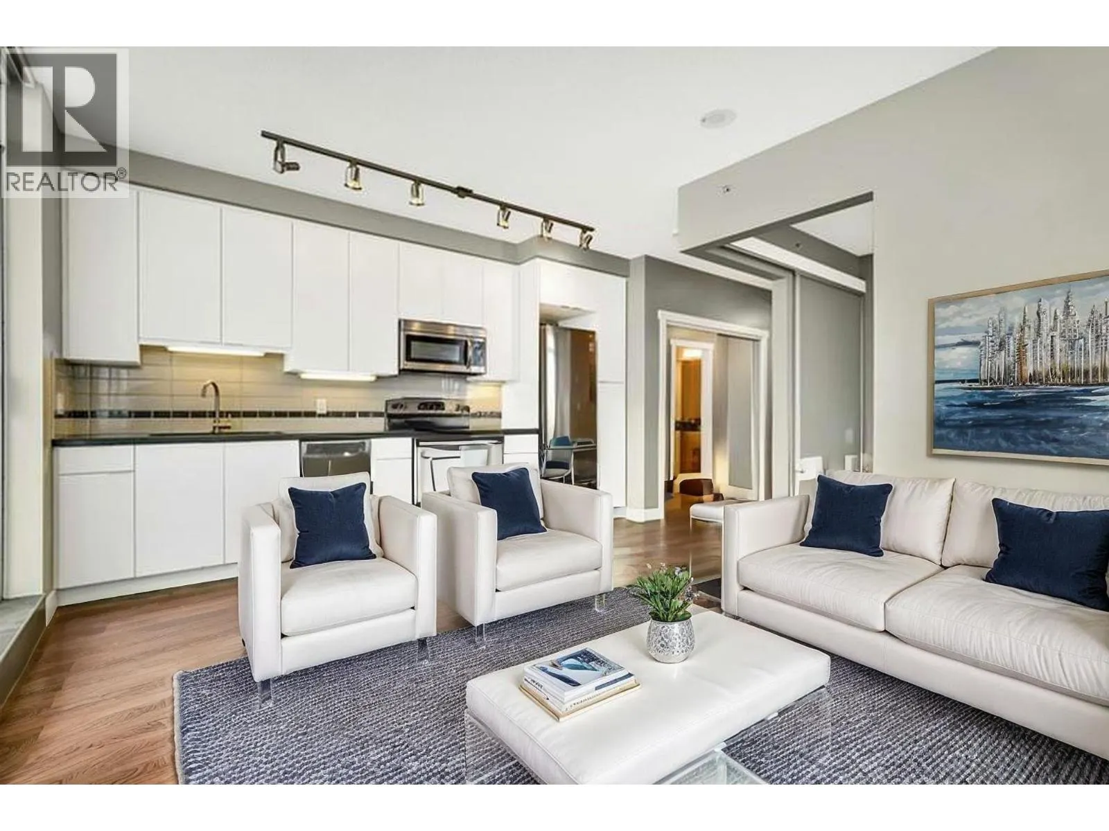 708 9025 HIGHLAND COURT