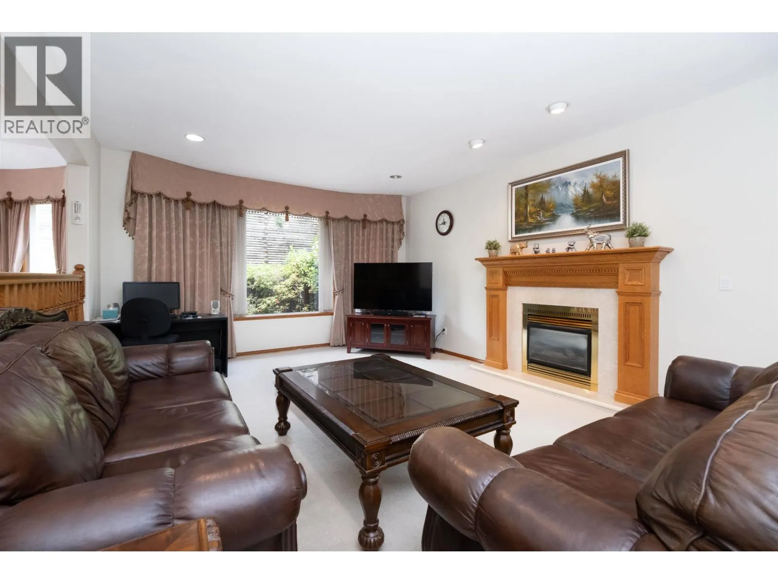 2248 SICAMOUS AVENUE