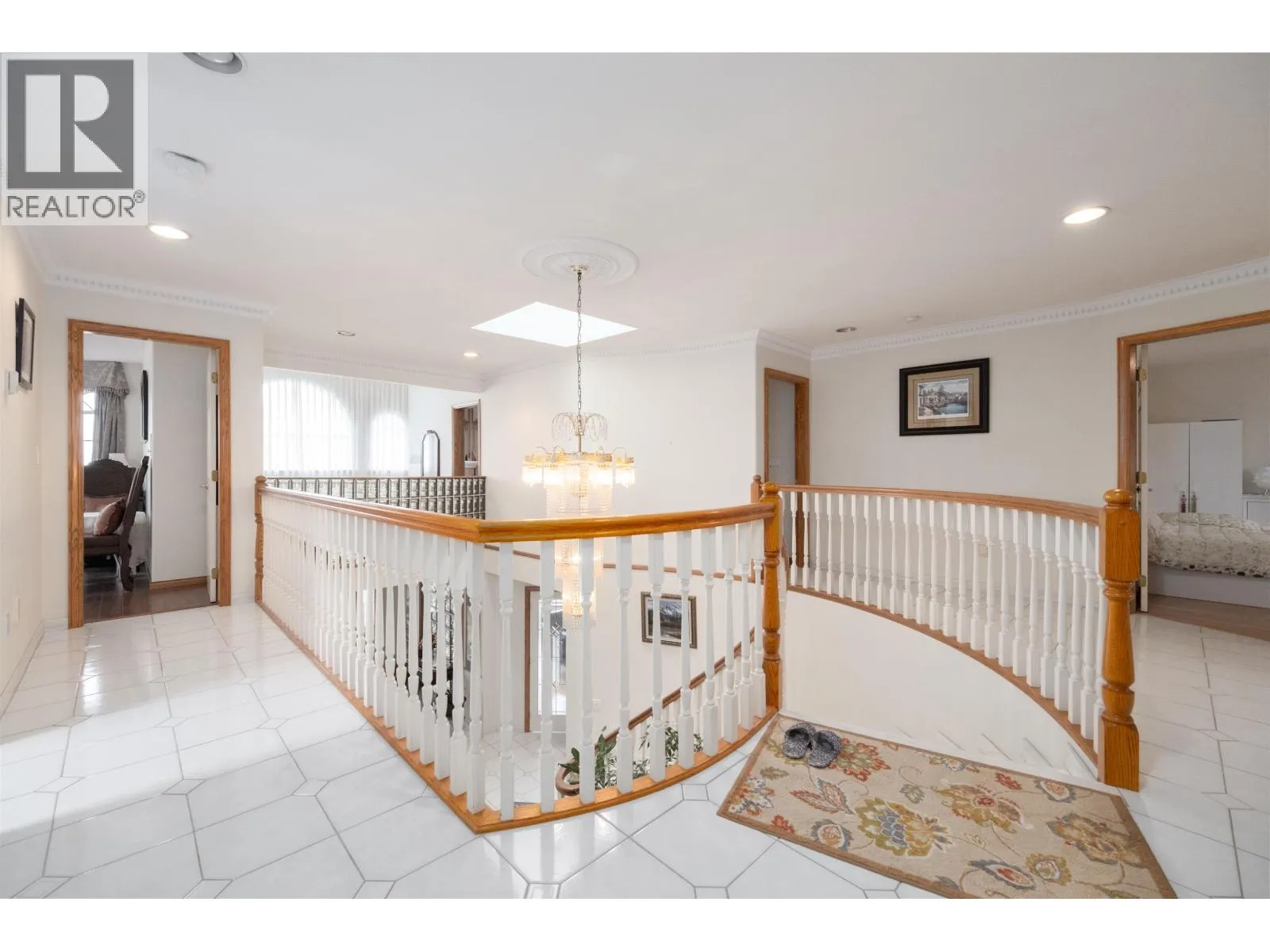 2248 SICAMOUS AVENUE