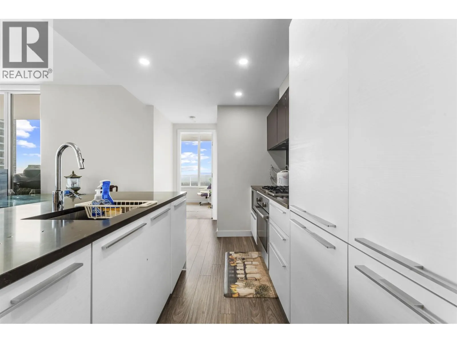 1805 6288 CASSIE AVENUE