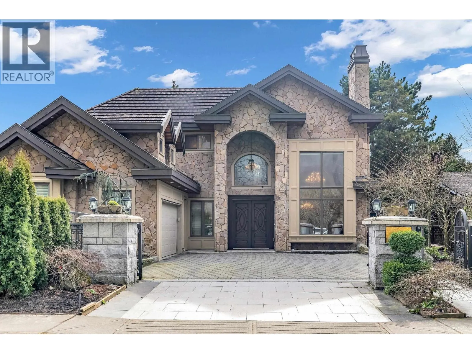 8560 RYAN ROAD