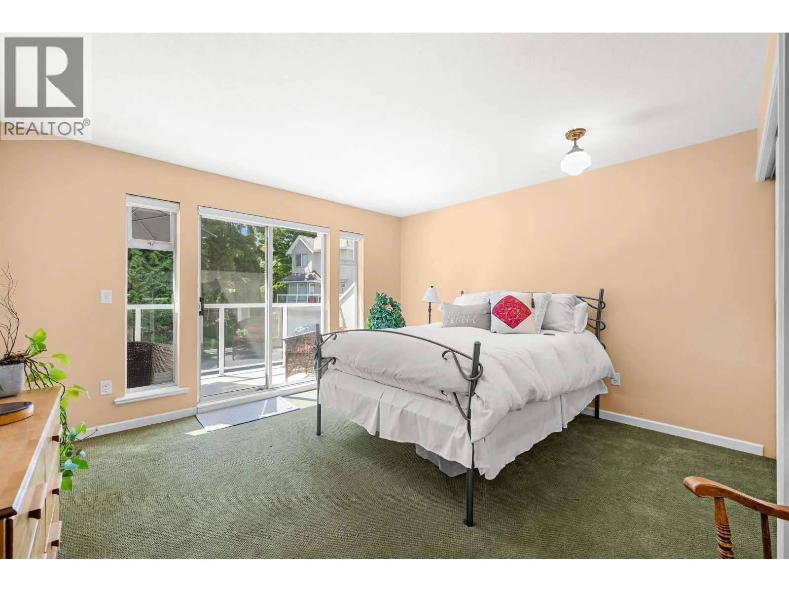 22 72 JAMIESON COURT