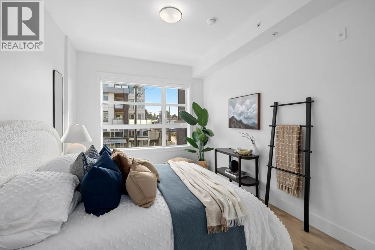 406 4788 HASTINGS STREET