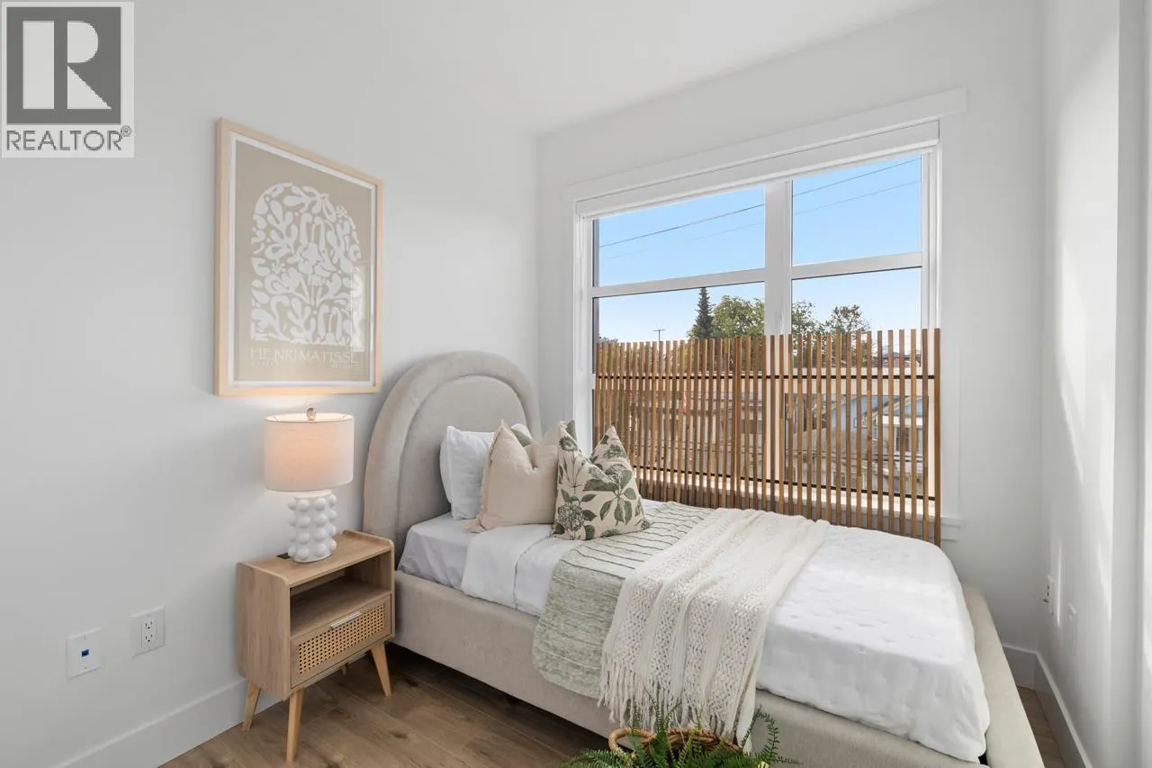 406 4788 HASTINGS STREET