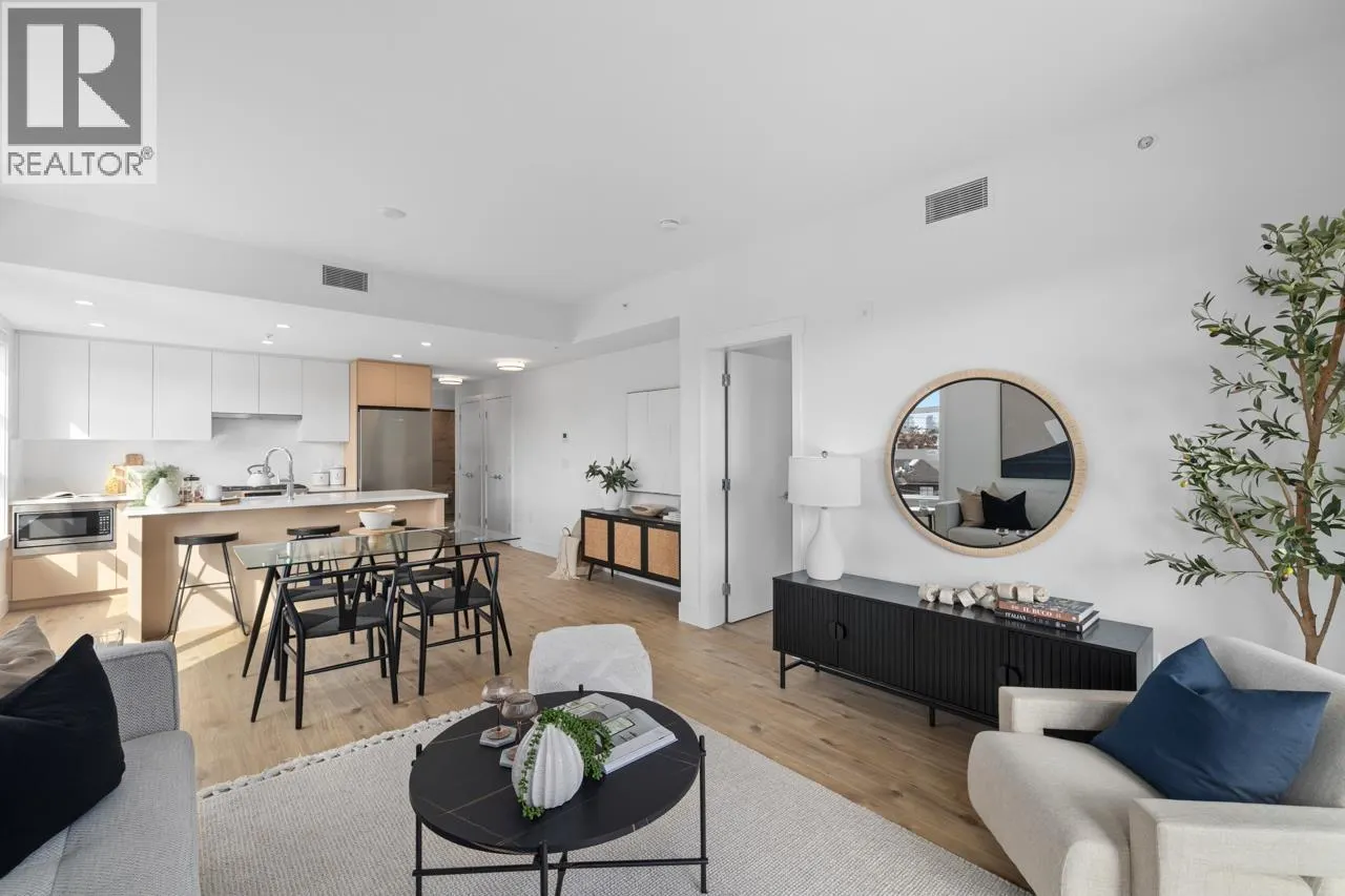 406 4788 HASTINGS STREET