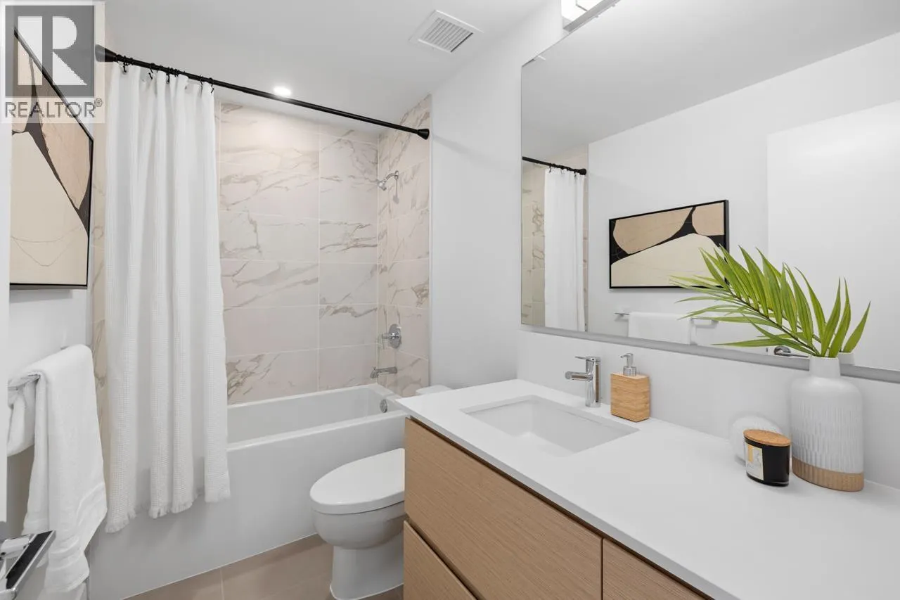 406 4788 HASTINGS STREET