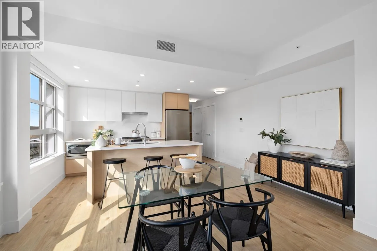406 4788 HASTINGS STREET