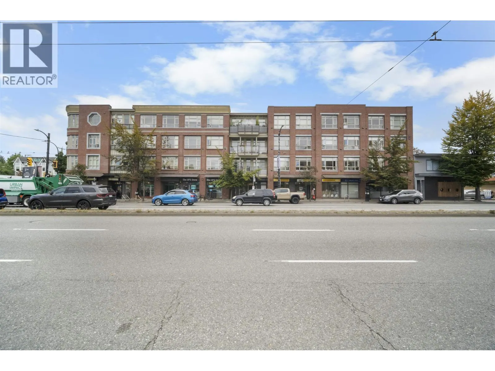 402 2828 MAIN STREET