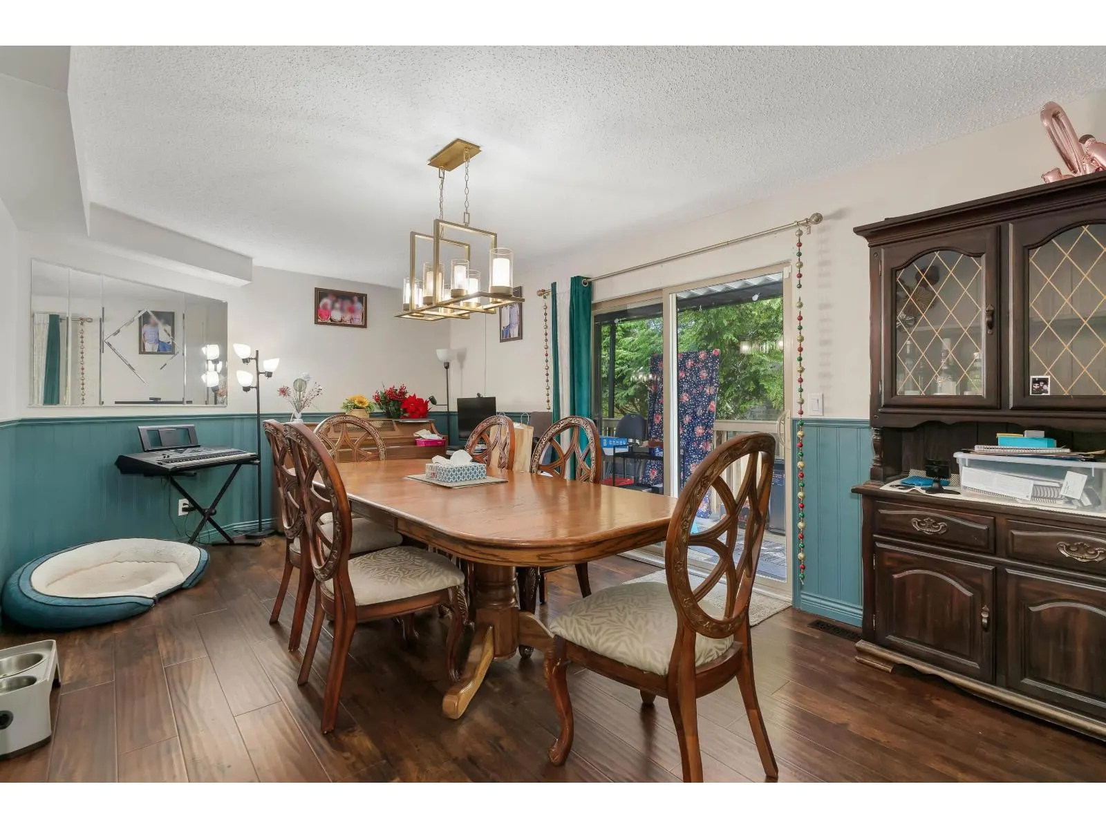 11196 MONROE DRIVE