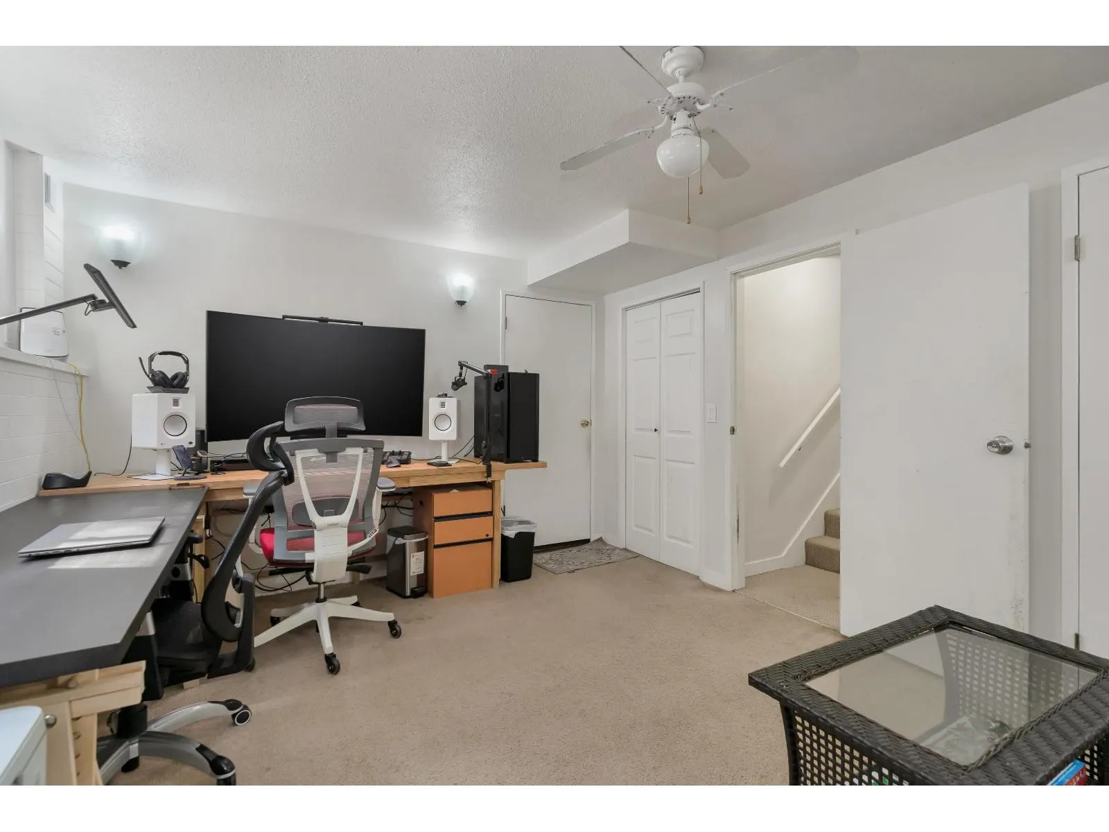 11196 MONROE DRIVE