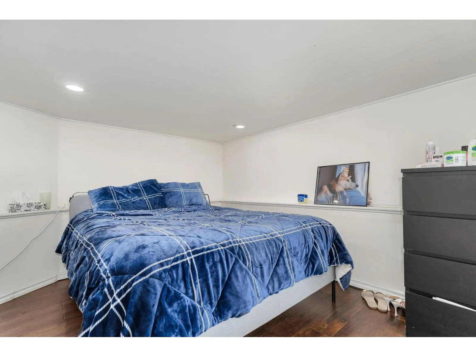 11196 MONROE DRIVE