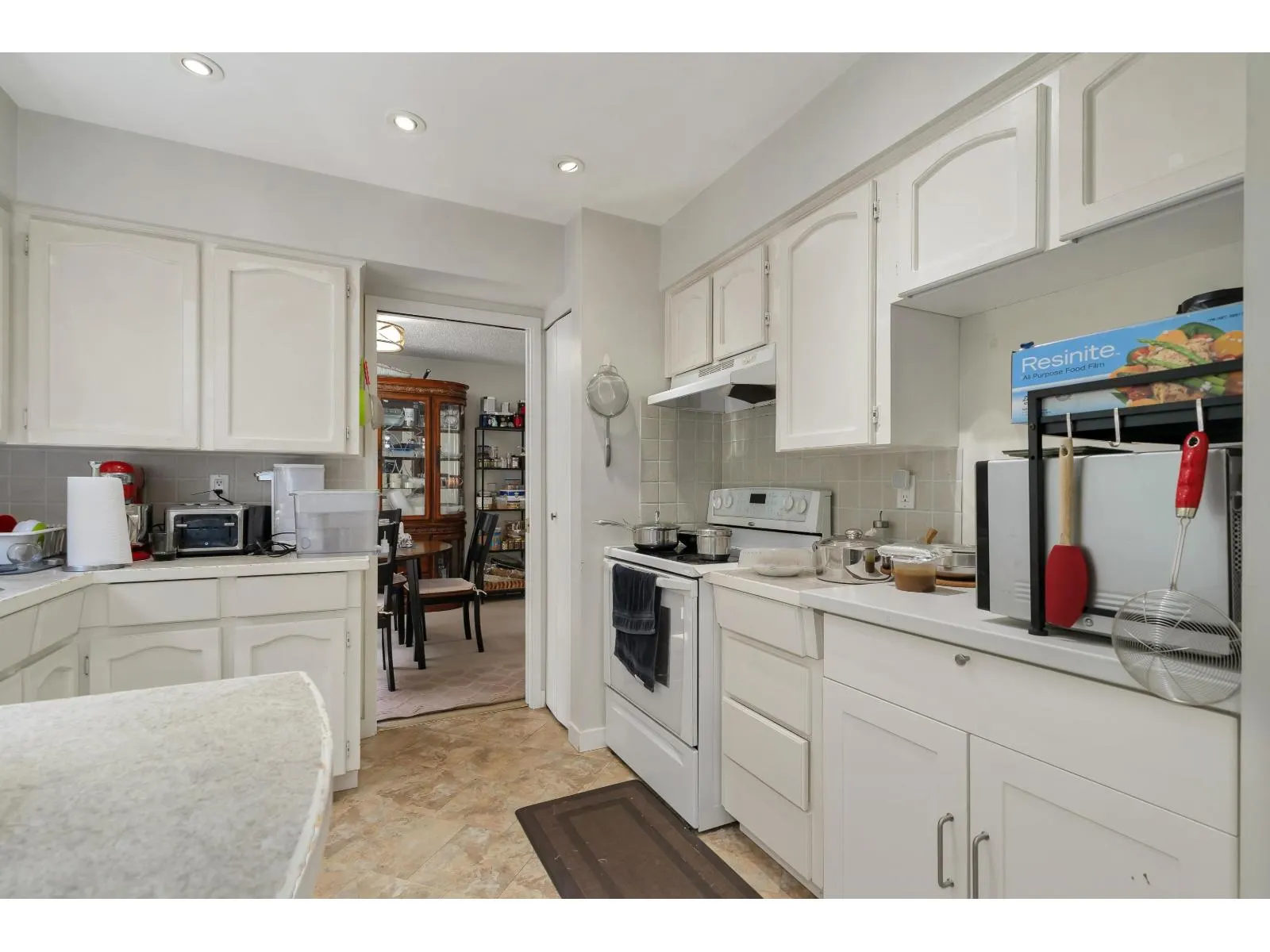11196 MONROE DRIVE