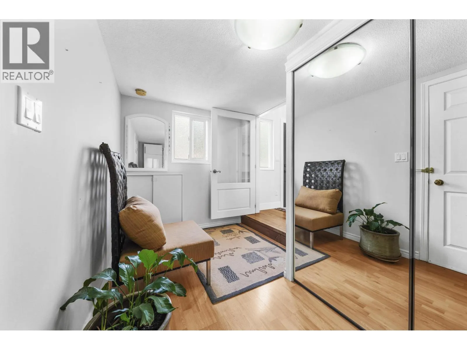 1184 PARKLAND DRIVE