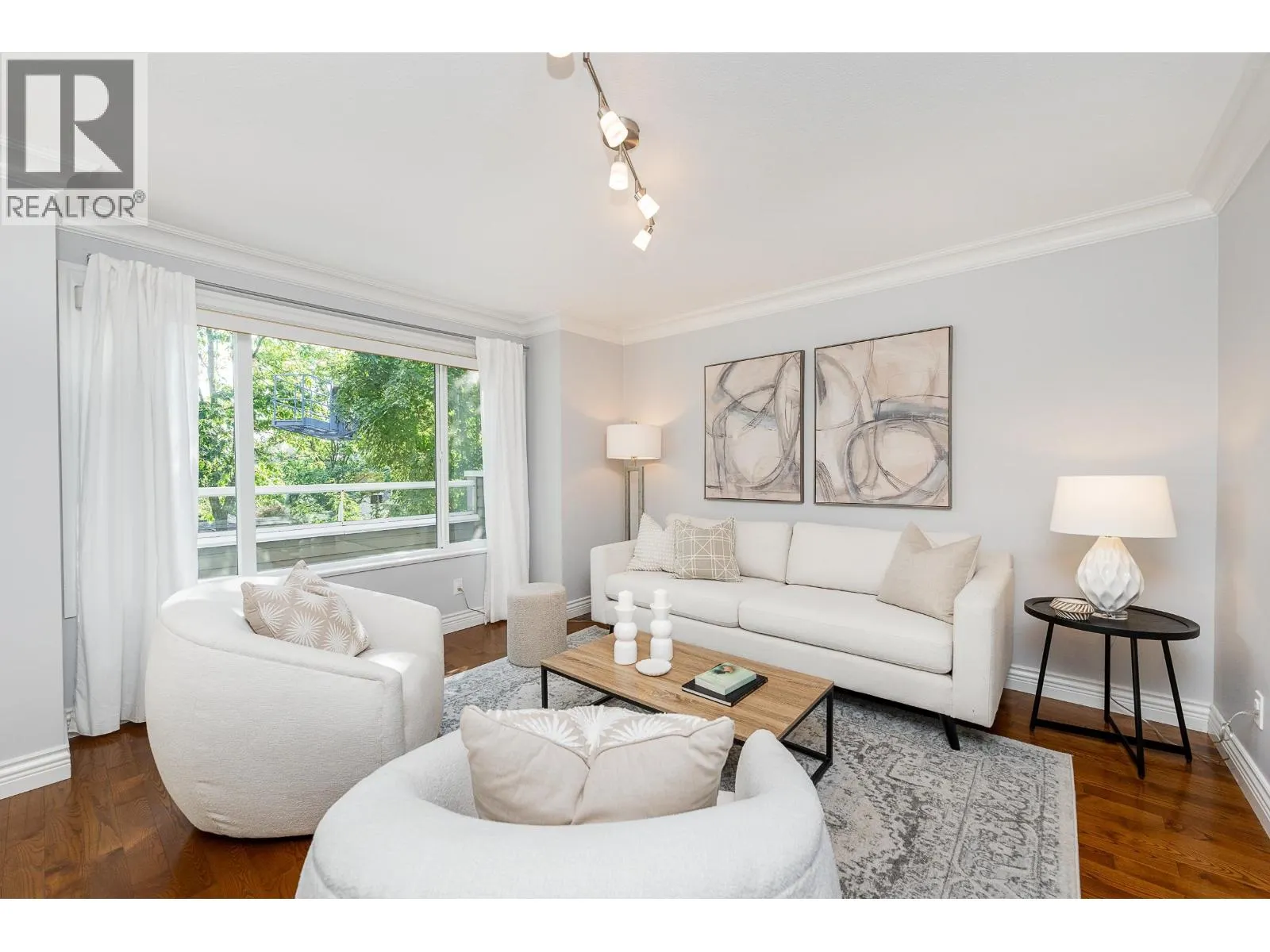 4 181 RAVINE DRIVE