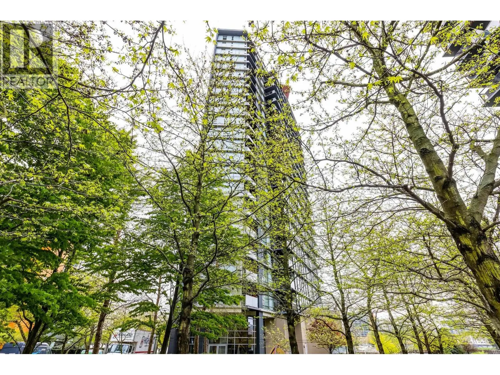 503 8 SMITHE MEWS