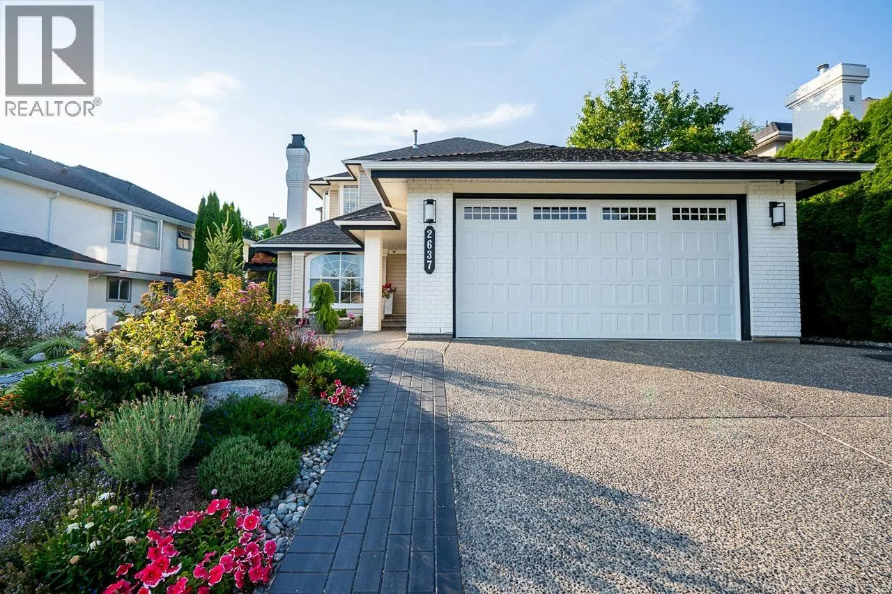 2637 SANDSTONE CRESCENT
